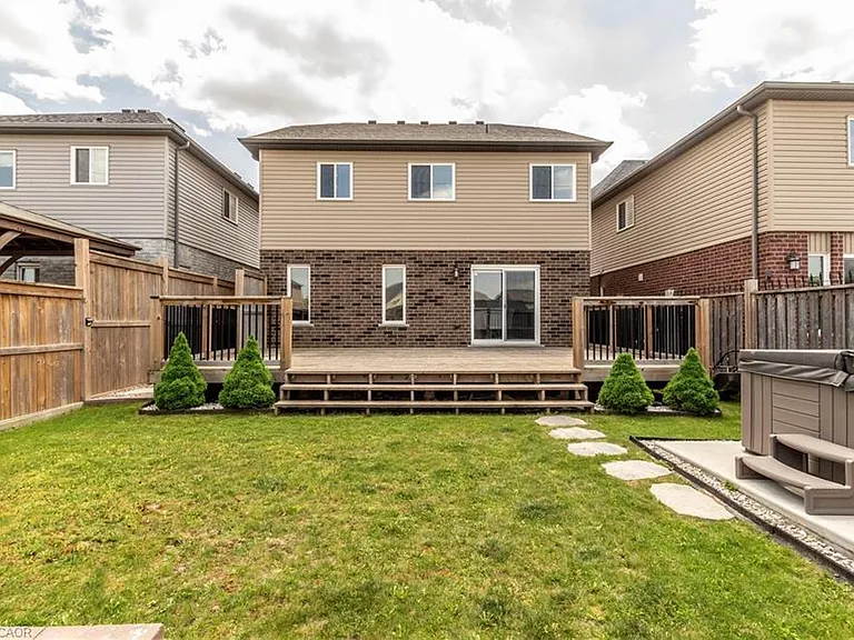 508 Netherwood Cres — Photo 41