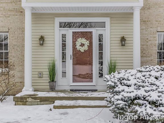 3rd image of 5101 Abbeydale Dr SE