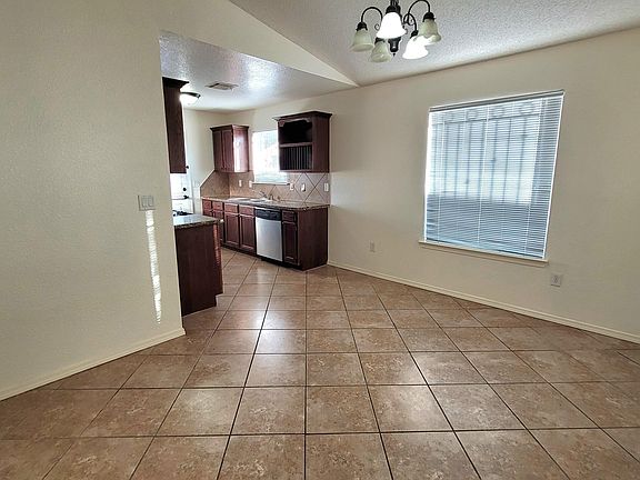 5th image of 4636 Joseph Rodriguez Dr