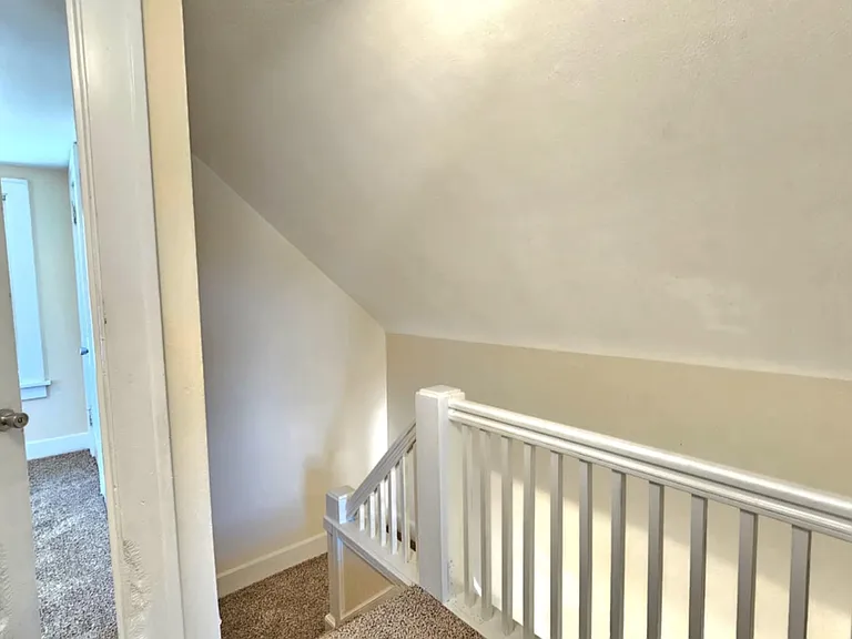 2406 Franklin St — Photo 10