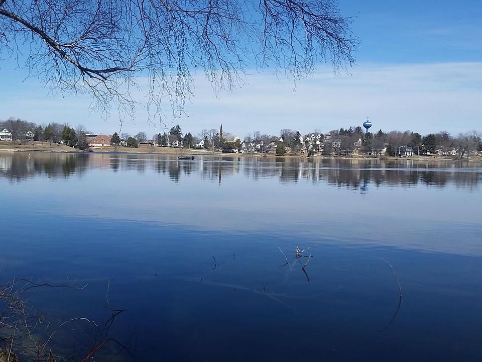 2nd image of 25 Hickory Dr