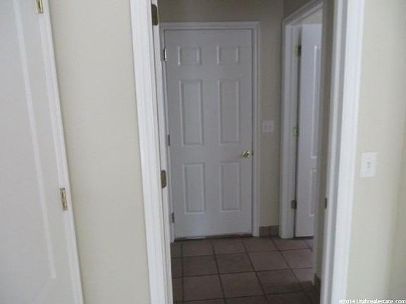 5th image of 444 E 1370 N