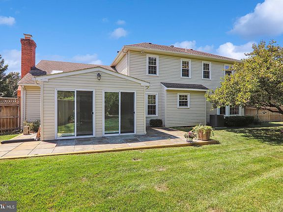 3rd image of 14647 Pinto Ln