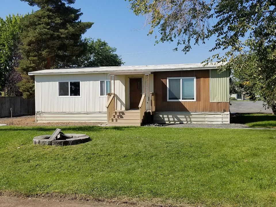 1st image of 3179 Westshore Dr NE