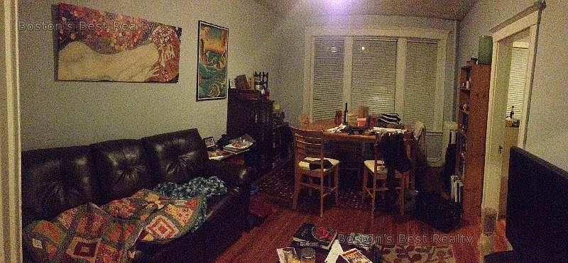1st image of 35 Orkney Rd APT 4