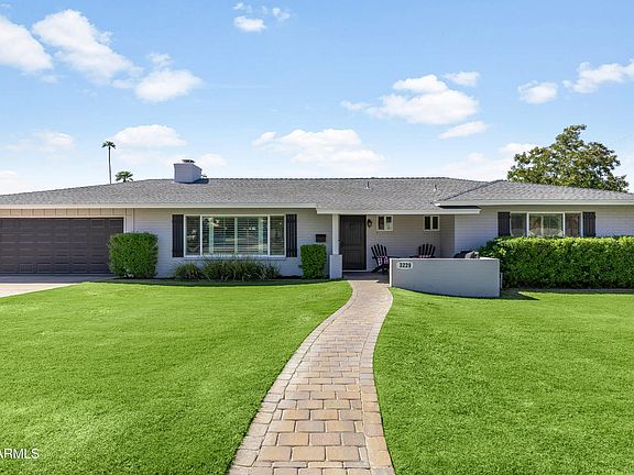 2nd image of 3229 E MONTECITO Avenue
