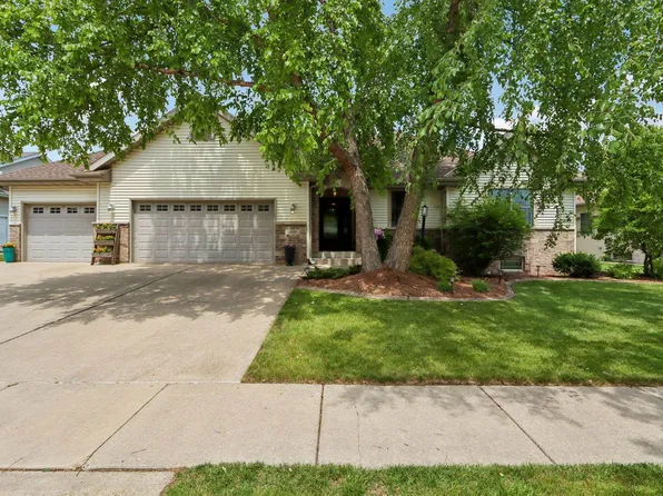 305 Lindsay Way, Cottage Grove, WI 53527