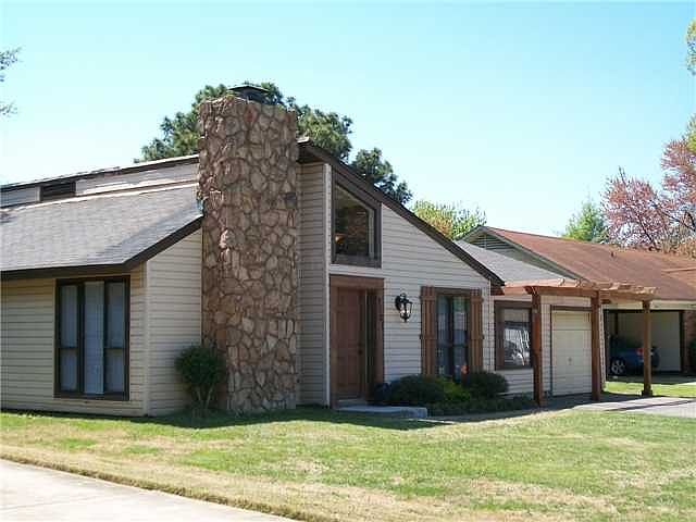 1st image of 7121 Tulip Trail Dr