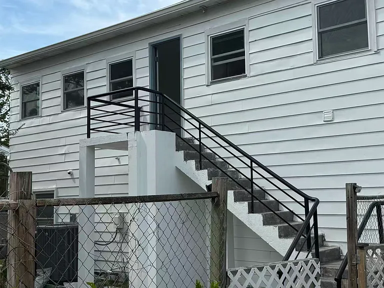 503 Maryland Ave #2 — Photo 11