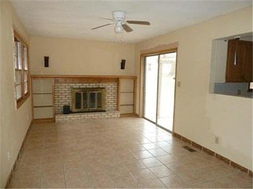 5th image of 2211 N 44th St