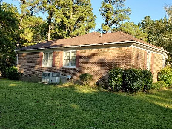 4th image of 408 Brookwood St