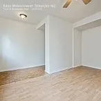 1430 N Dearborn Pkwy — Photo 57