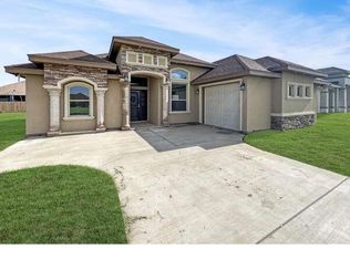 318 Santa Isabel Ln, Rio Grande City, TX 78582