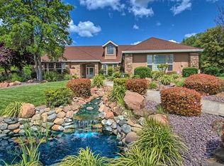 3248 Woodbury Dr, Redding, CA 96002