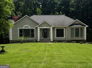 145 London Ln, Sharpsburg, GA 30277