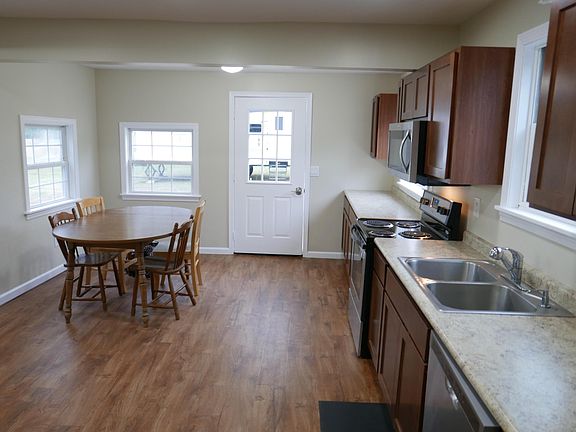 4th image of 6988 Owen Dr