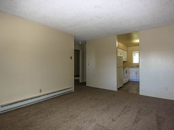 3rd image of 210 S Rush St APT A