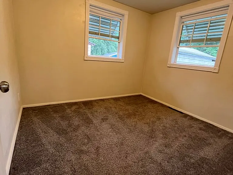 901 N Garfield Ave — Photo 11