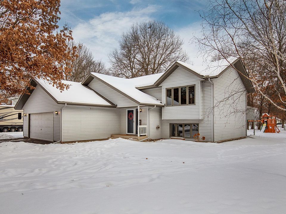 1st image of 12752 Mountain Ash Dr
