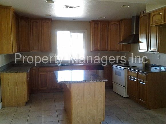 2nd image of 2167 Goff Ave