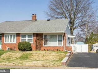 1368 Arline Ave, Abington, PA 19001