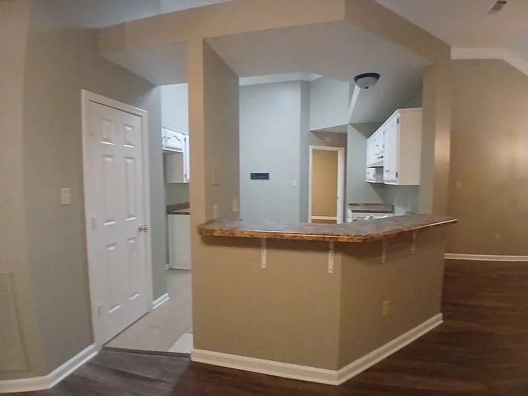 2689 Bay Pointe Cir N — Photo 3