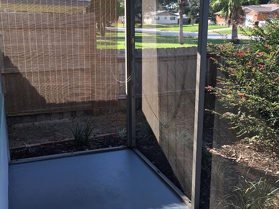Screened in front porch