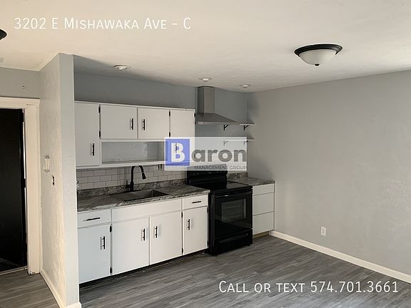 4th image of 3202 Mishawaka Ave #C