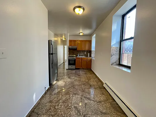 Rented by Mauro Bros Real Estate Services LLC | media 31