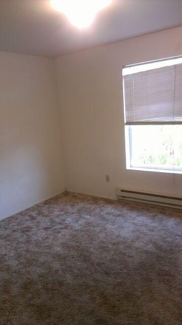2nd image of 629 N 6th Ave