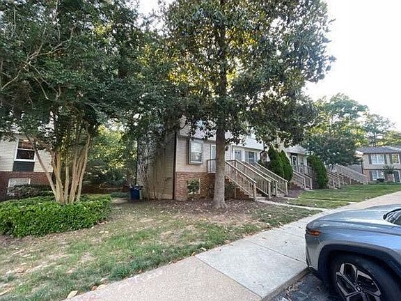 2nd image of 7727 Kelly St