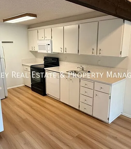 6175 SW Heights Ln — Photo 9