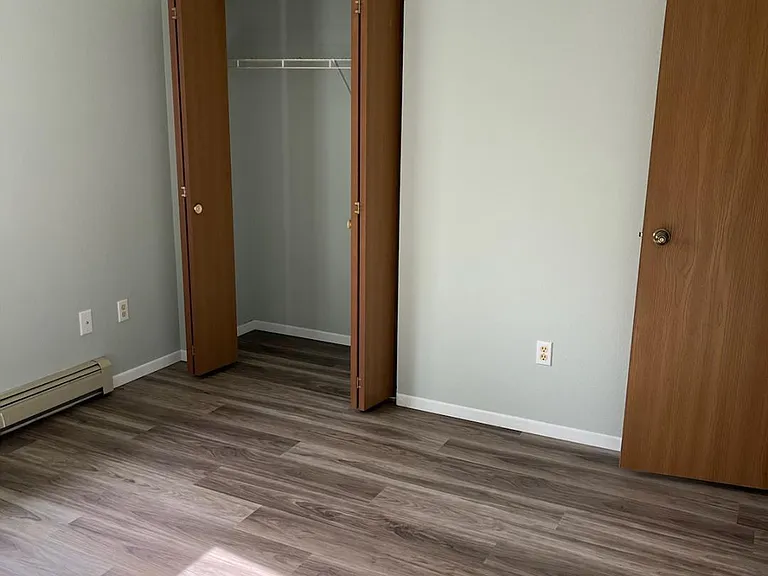 401 W 2nd Ave S — Photo 5