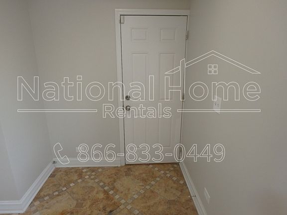3rd image of 8901 S Union Ave