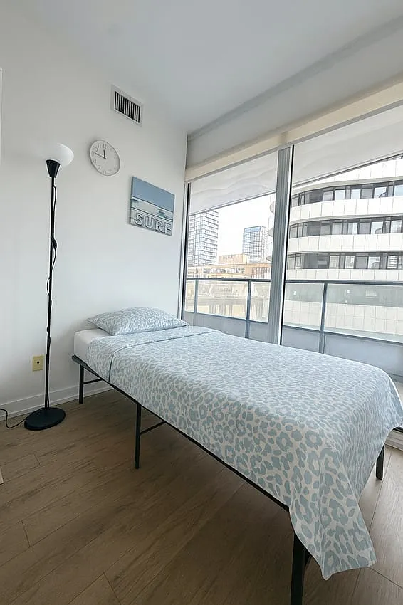 Flex Room - Church St & Wood St — Photo 1