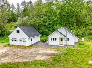 12 Chesterville Ridge Rd, Fayette, ME 04349