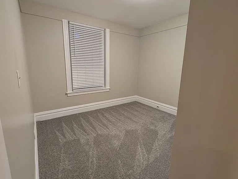 121 Grandview Ave #9 — Photo 19