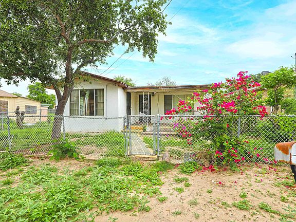 3rd image of 2305 San Jorge Ave