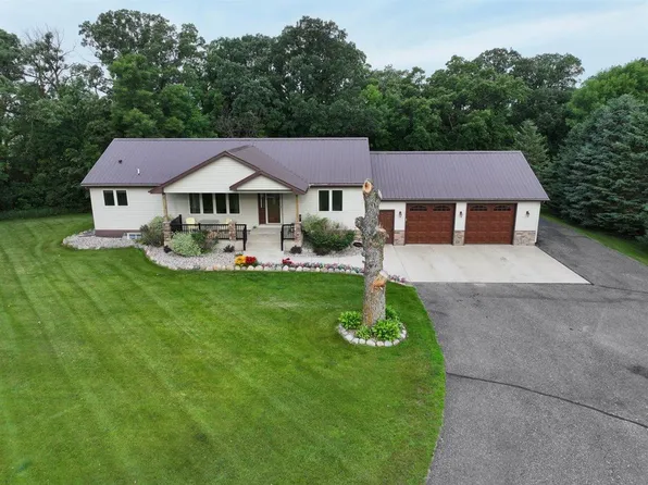 4700 Rural Oaks Dr SE, Alexandria, MN 56308