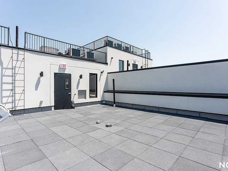 589 Knickerbocker Ave #2B — Photo 20