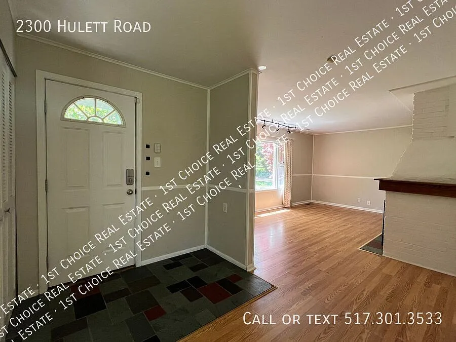 Great 3-BDR Ranch on 1-Acre in Okemos - Garage - Pet Friendly — Photo 4