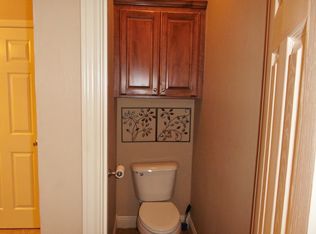 266 Sambug Ln, Hooks, TX 75561