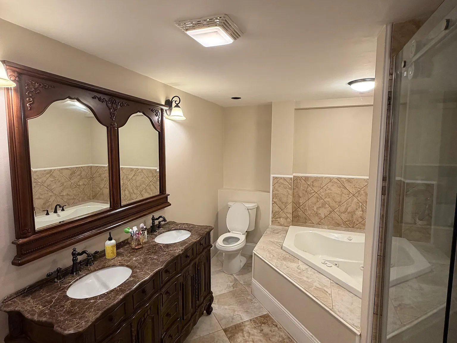 1 bed, 1200 sqft, $1,950 — Photo 2