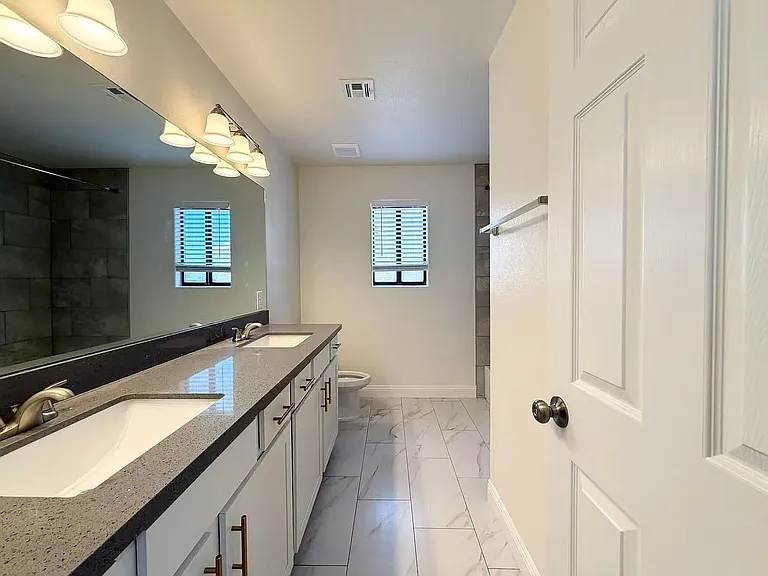 2316 Chapman Hill Dr — Photo 7