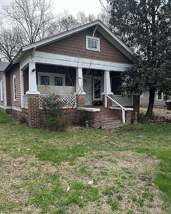 1st image of 614 Willard St