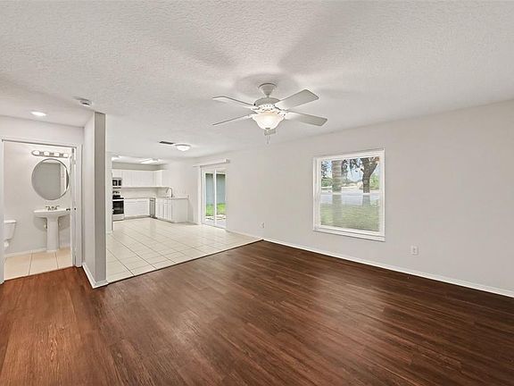 5th image of 13939 JACOBSON DRIVE
