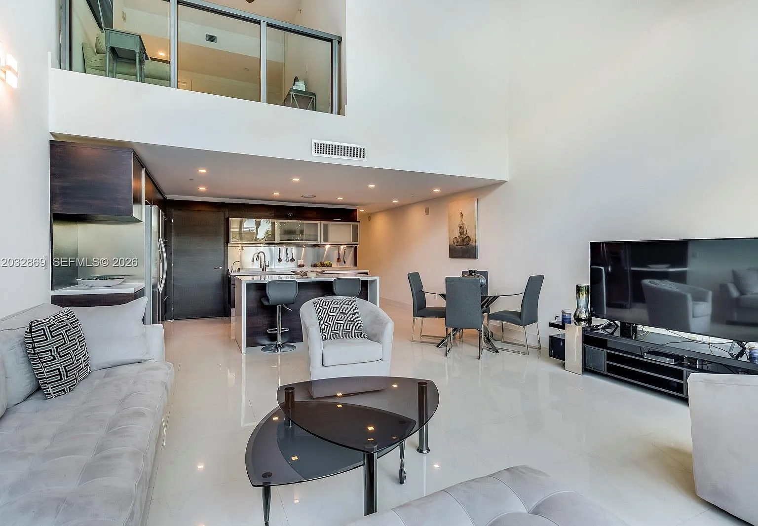 Terra Beachside Condo — Photo 2