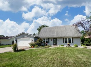 9736 Silver Shore Ct, Fort Wayne, IN 46804