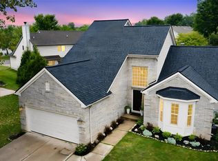 766 Pembroke Dr, Saline, MI 48176