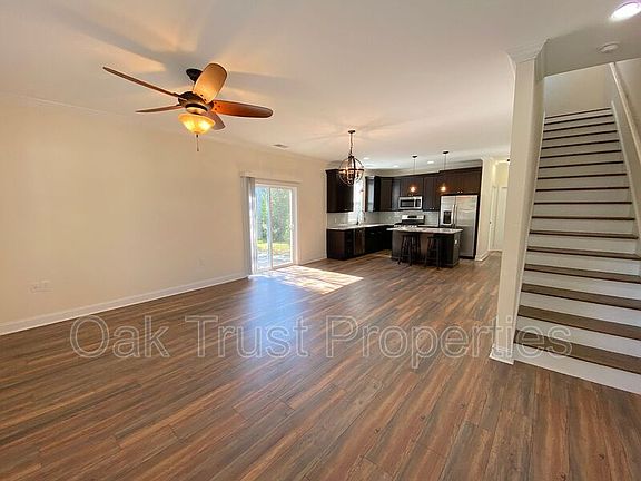 3rd image of 5101 Hyde Park Village Ln